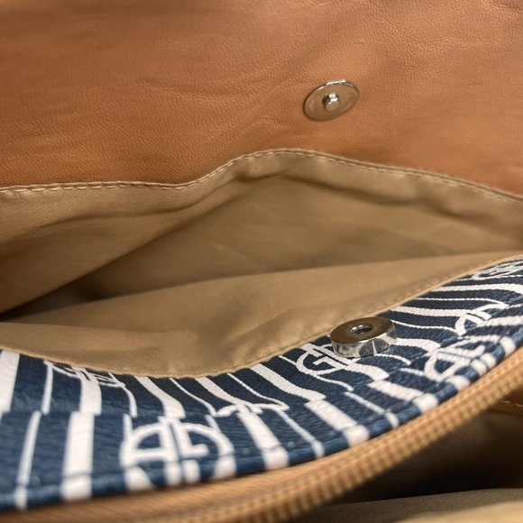 Gianni Bernini signature bucket bag - Picture 8 of 12